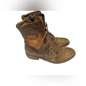 Taos Artisan Leather Embroidered‎ Lace Up Comfort Ankle Boots Sz 6/6.5US B2